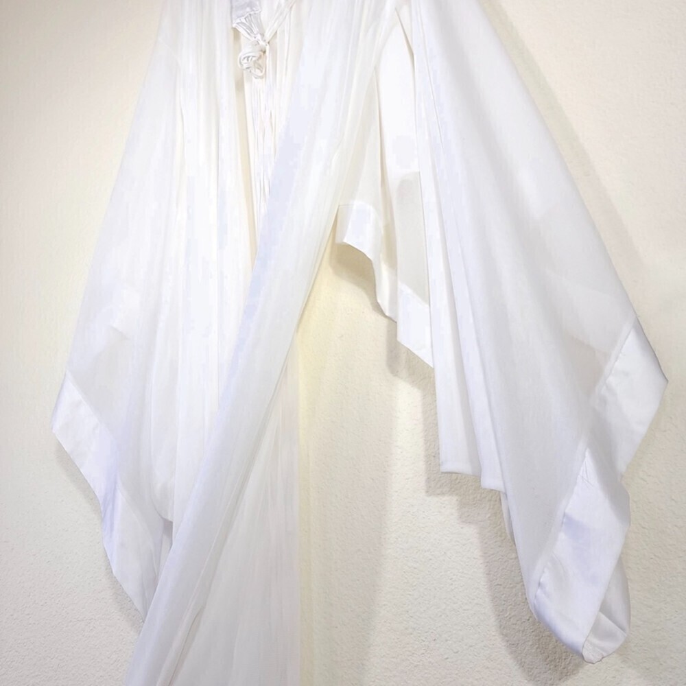 NWT Hot As Hell Yoko Kimono Sheer Hooded Robe Boho Cover Up White Satin One Size - Picture 8 of 16